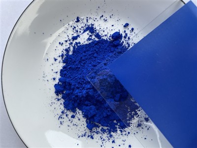 Indium-Mangan-Yitrium-Oxid YlnMn-Blau PB86
